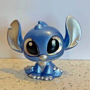 SPECIAL EDITION Series 10 Stitch Sits Patial Silver Disney Doorables